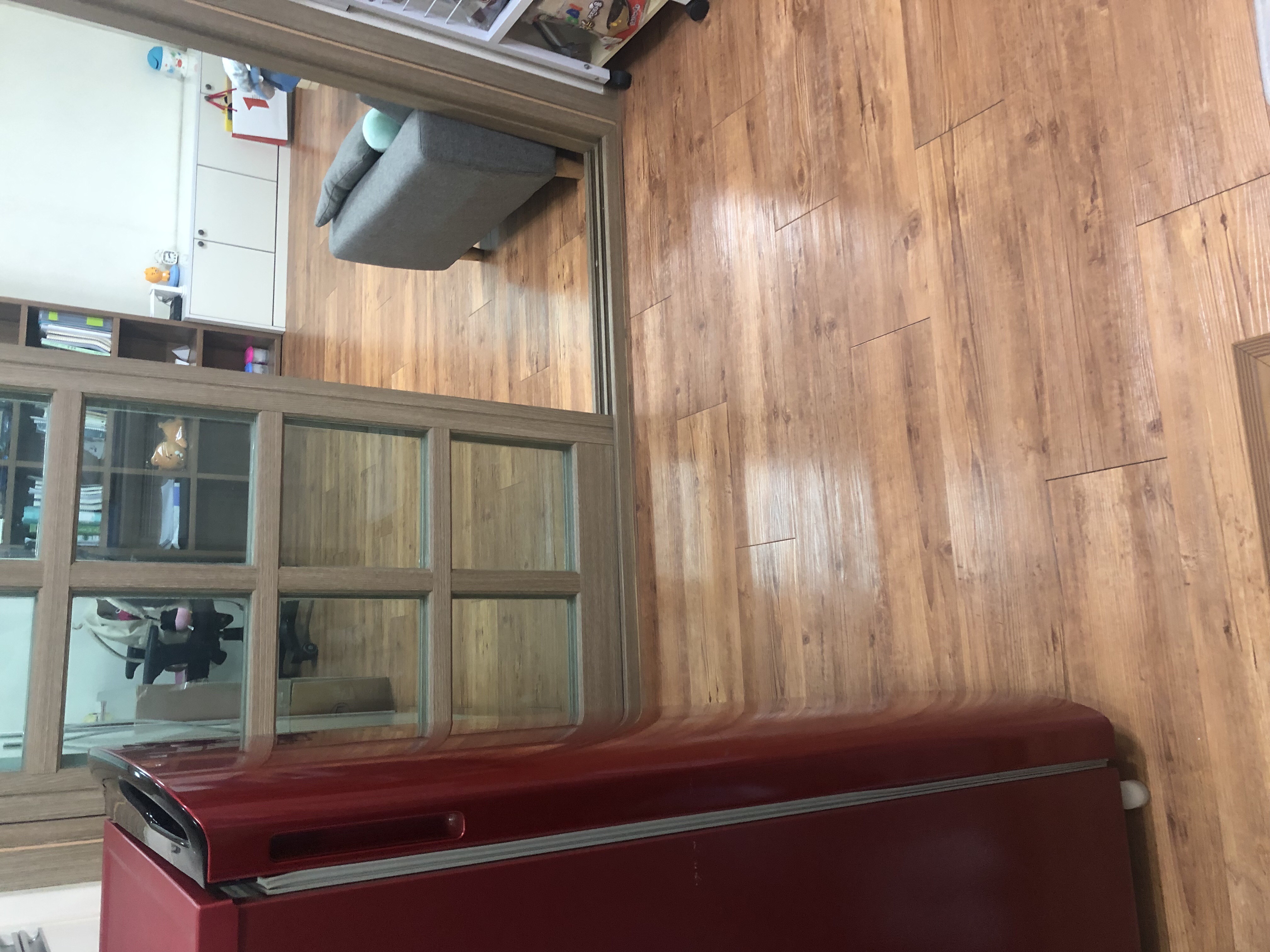 현관문에서 본 모습