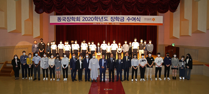 새로운 100년을 함께 할 동문을 모십니다