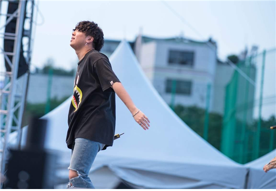 랩하는 법대생 ‘힙한 법조인’을 꿈꾸다. 