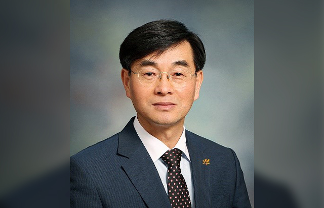 Prof. Young-Dae Gong from the Department of Chemistry receives C...